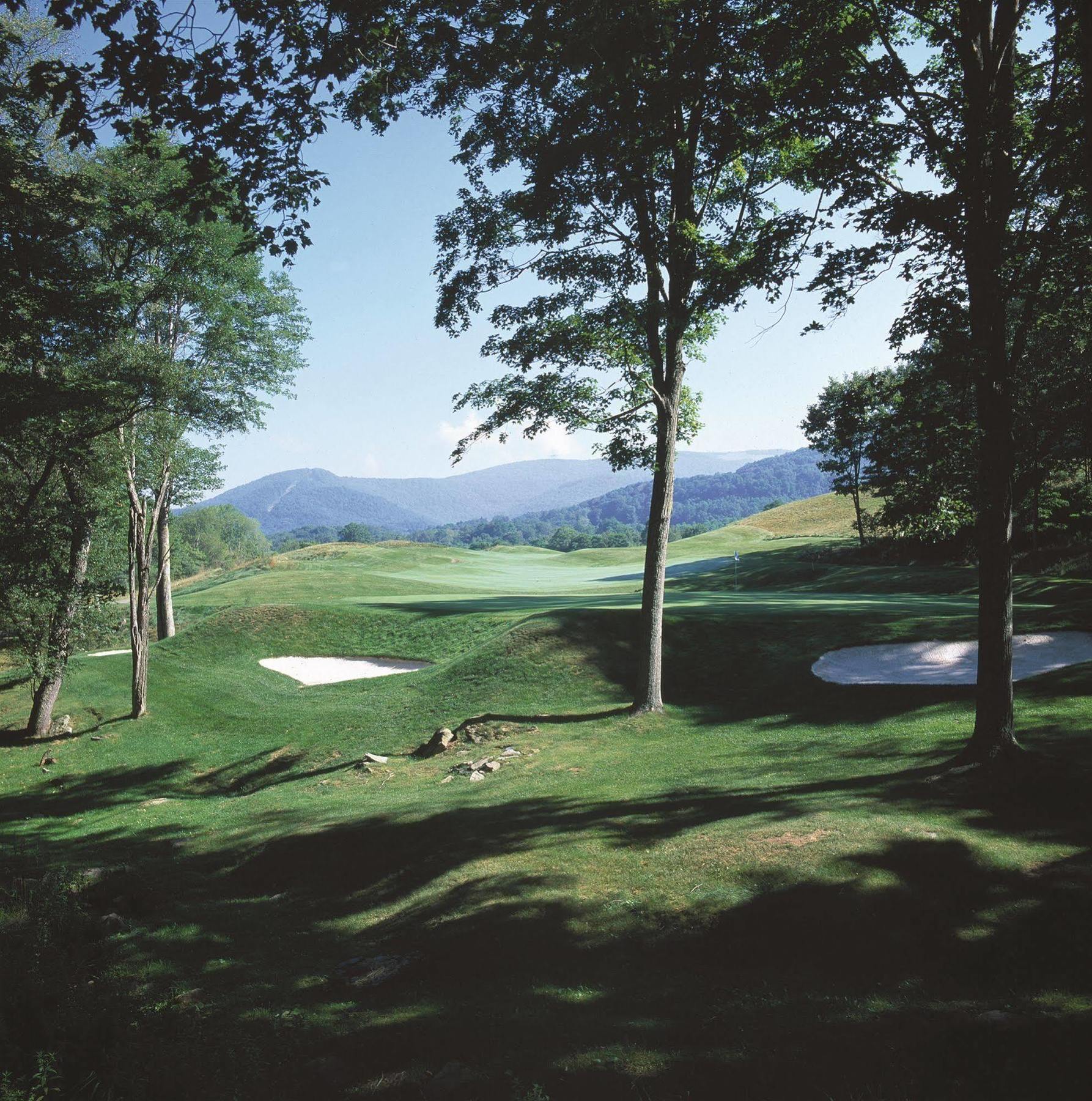 Inn At Snowshoe Bagian luar foto